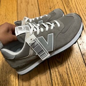 BRAND NEW new balance 574 cores